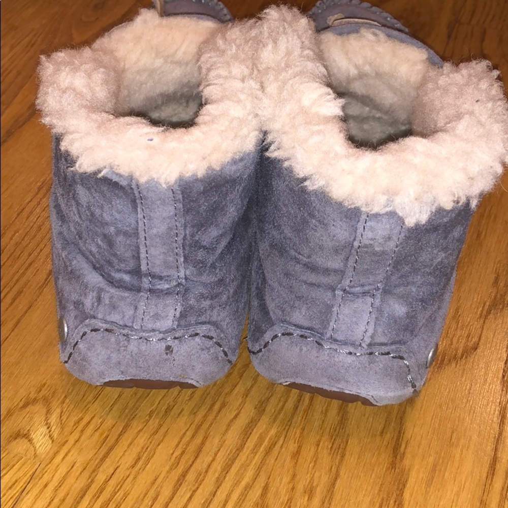 Ugg Slippers - image 3